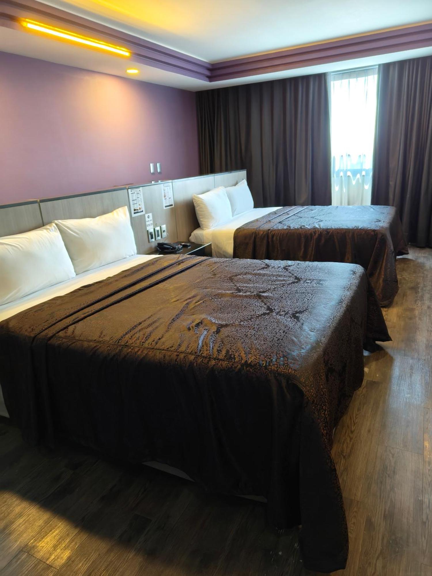 Hotel MaxIntimo Città del Messico Esterno foto
