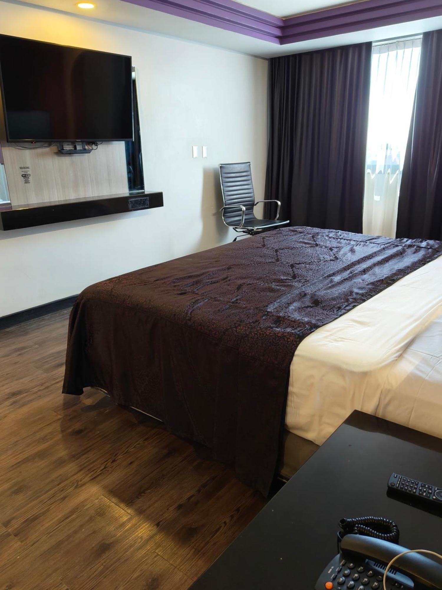 Hotel MaxIntimo Città del Messico Esterno foto